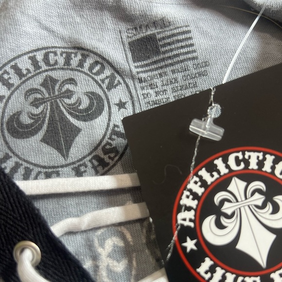 Affliction Women’s long sleeve sweater - Picture 15 of 15